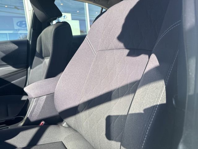 Used 2023 Toyota Corolla LE image 19