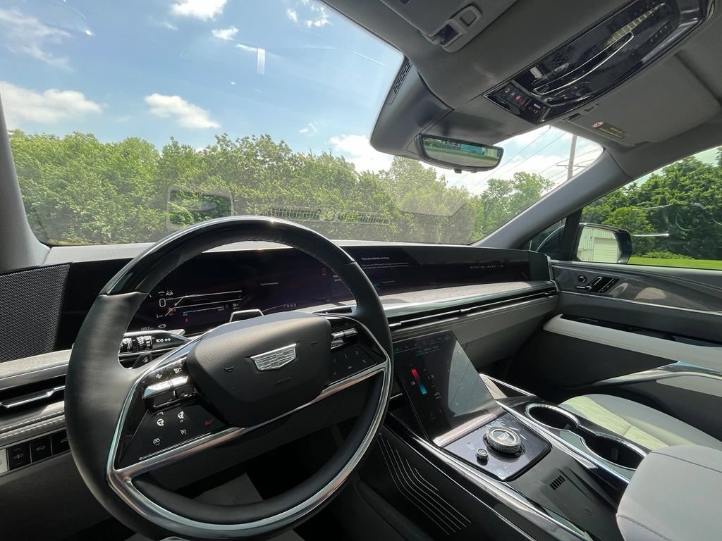 New 2026 Cadillac Escalade IQ Sport 1 w/ LPO, ONYX Package AWD/4WD image 12