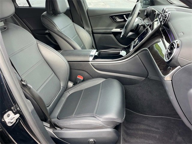 Used 2024 Mercedes-Benz GLC 300 image 26