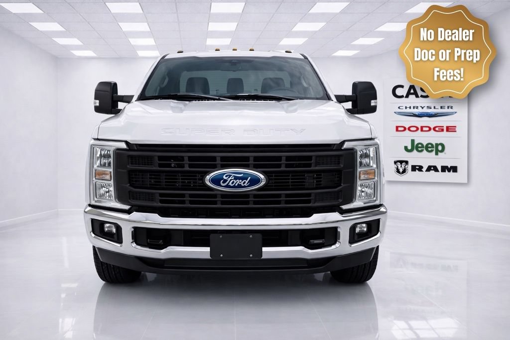 Used 2023 Ford F350 XL w/ XL Chrome Package RWD image 2