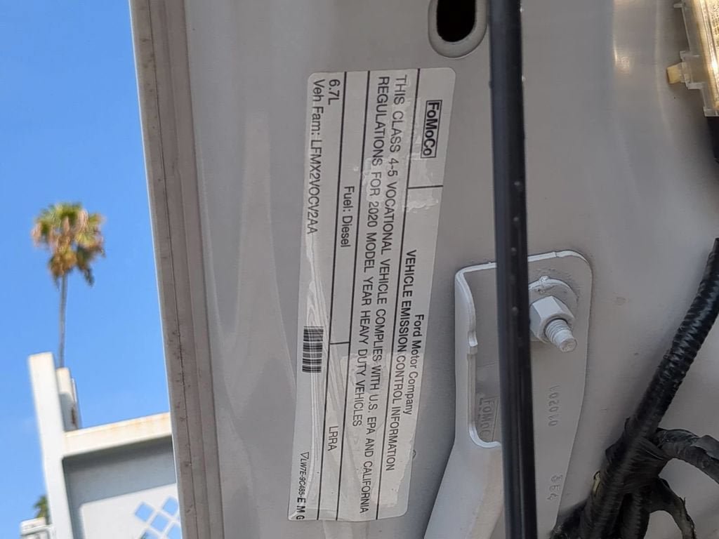 Used 2020 Ford F550 2WD Regular Cab Super Duty image 34