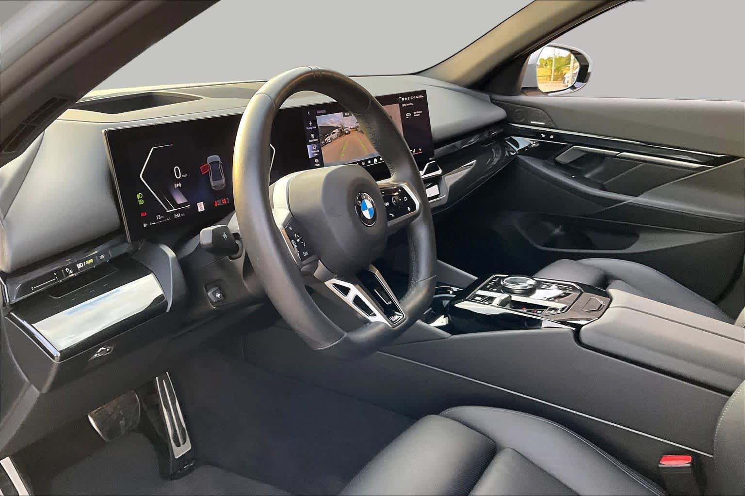 Used 2024 BMW 540i xDrive w/ Premium Package AWD/4WD image 18