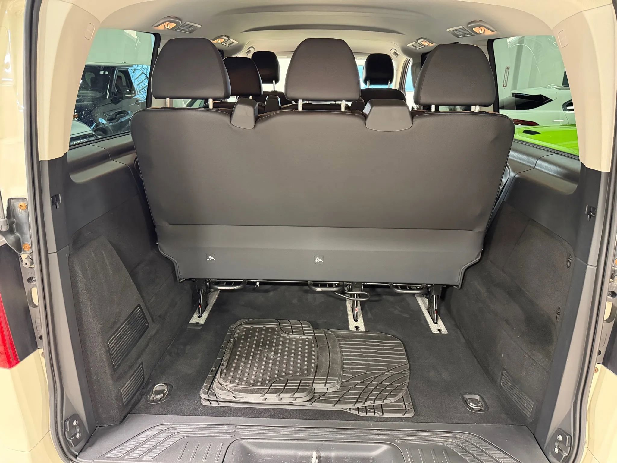 Used 2019 Mercedes-Benz Metris Passenger image 29
