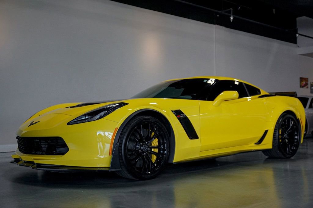 Used 2017 Chevrolet Corvette Z06 RWD image 3