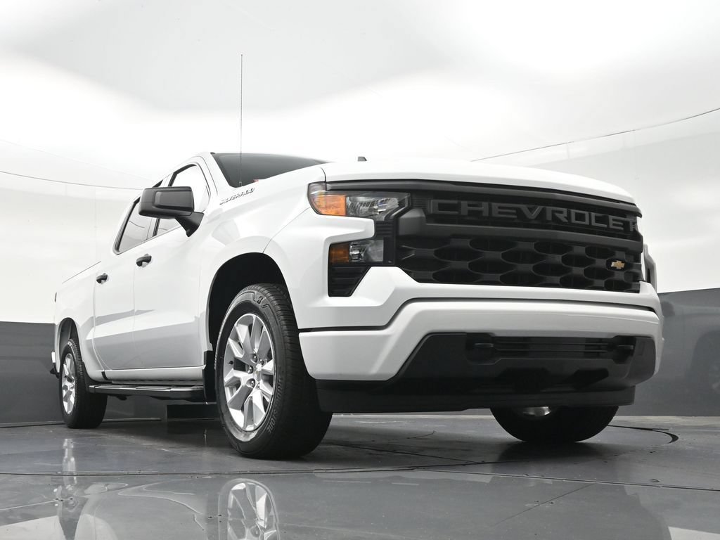 Used 2024 Chevrolet Silverado 1500 Custom RWD image 30