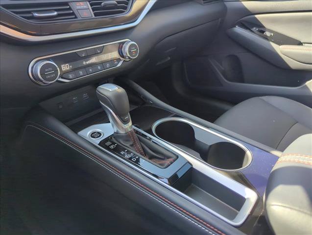 Used 2025 Nissan Altima 2.5 SR w/ SR Premium Package FWD image 15