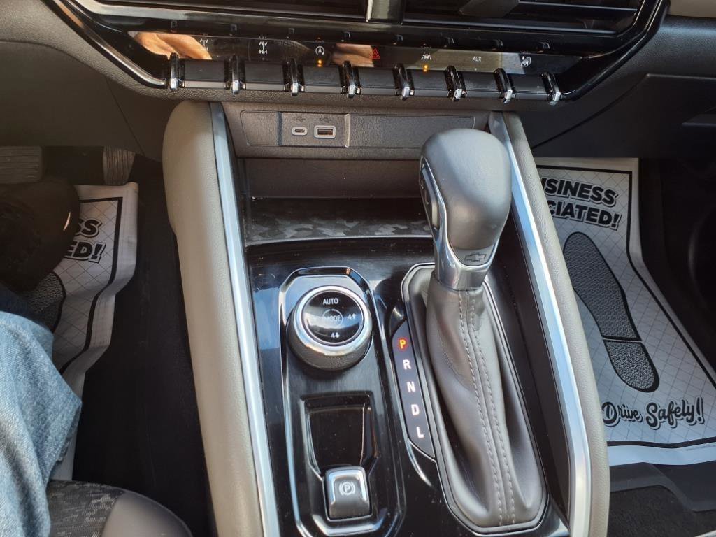 Used 2024 Chevrolet Colorado ZR2 image 17