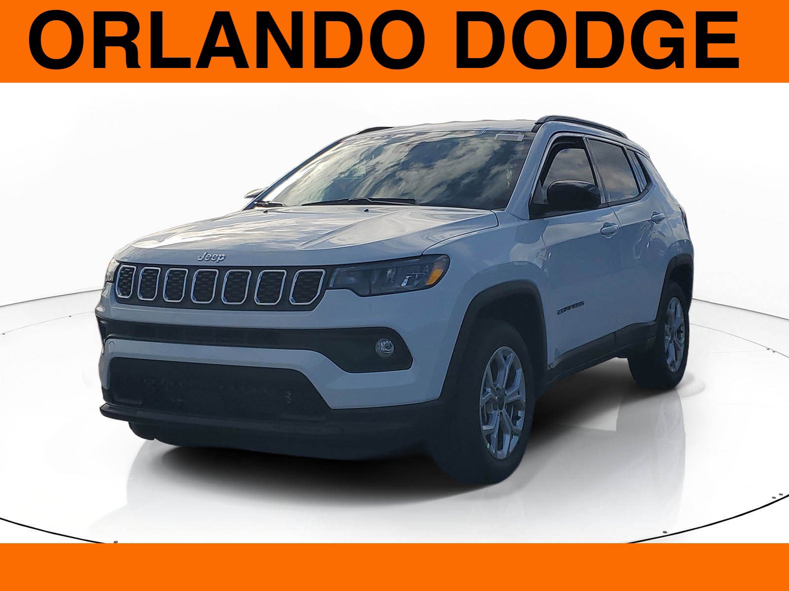 New 2026 Jeep Compass Latitude image 2