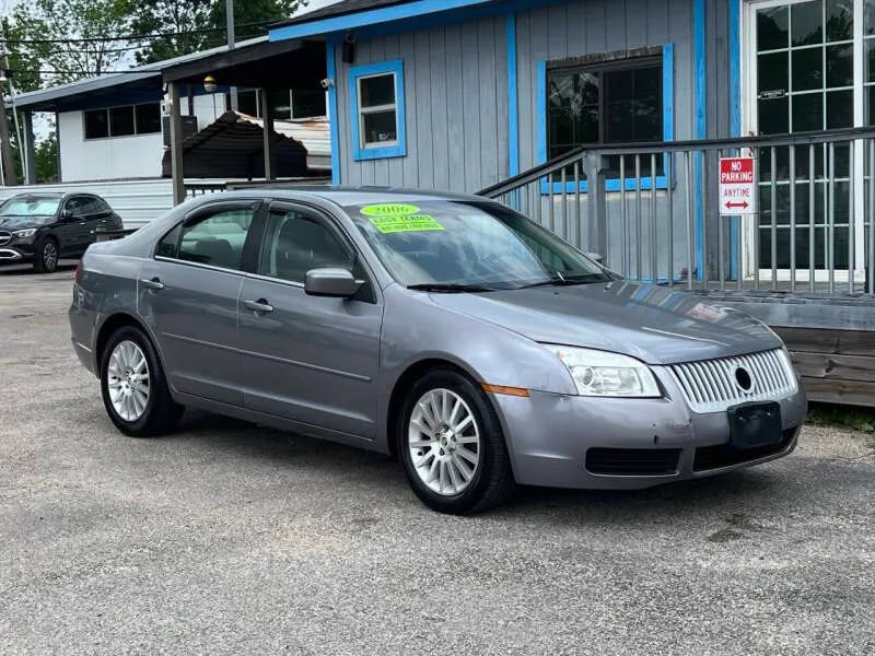 Used 2006 Mercury Milan Premier FWD image 4
