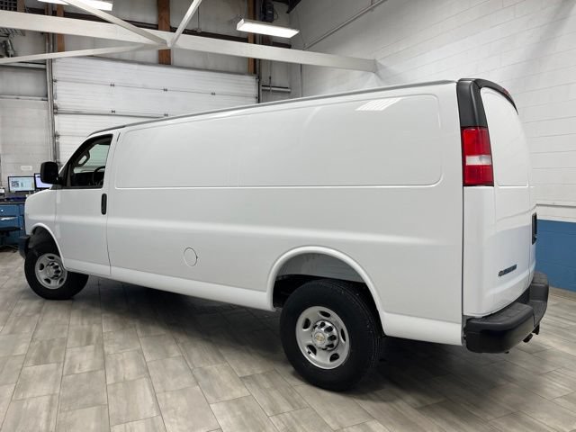 New 2026 Chevrolet Express 3500 Extended w/ Driver Convenience Package RWD image 3
