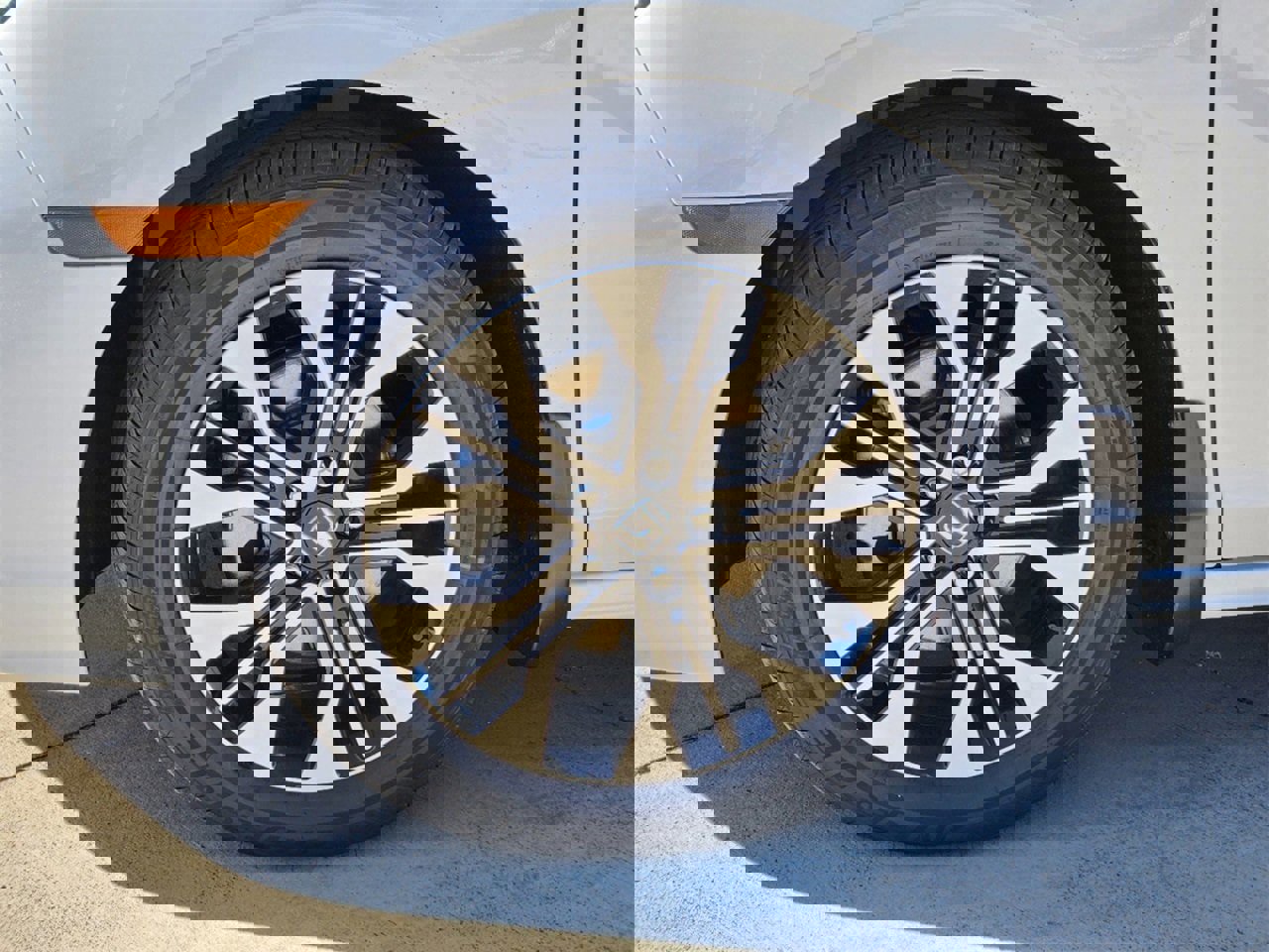 New 2026 Honda Odyssey Elite image 9