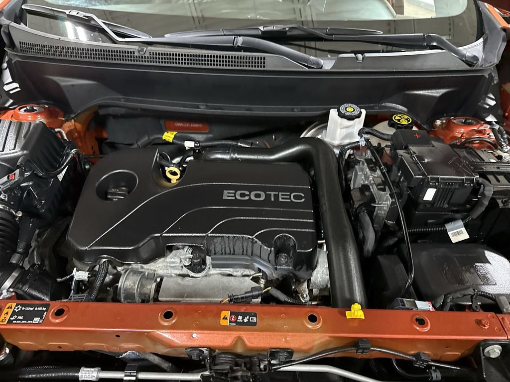 Used 2020 Chevrolet Equinox LT w/ Driver Convenience Package FWD image 24