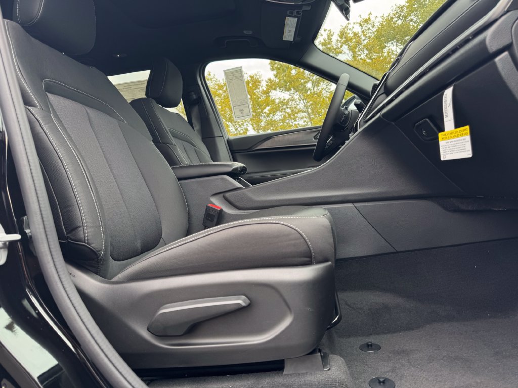 New 2027 Jeep Grand Cherokee L 4WD image 10