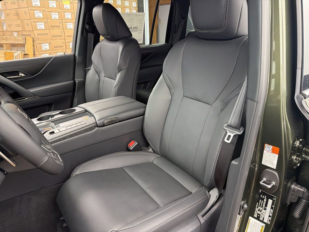 New 2026 Lexus LX 700h Luxury AWD/4WD image 19