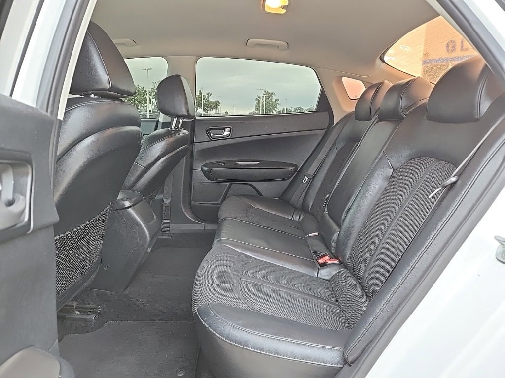 Used 2020 Kia Optima S image 15