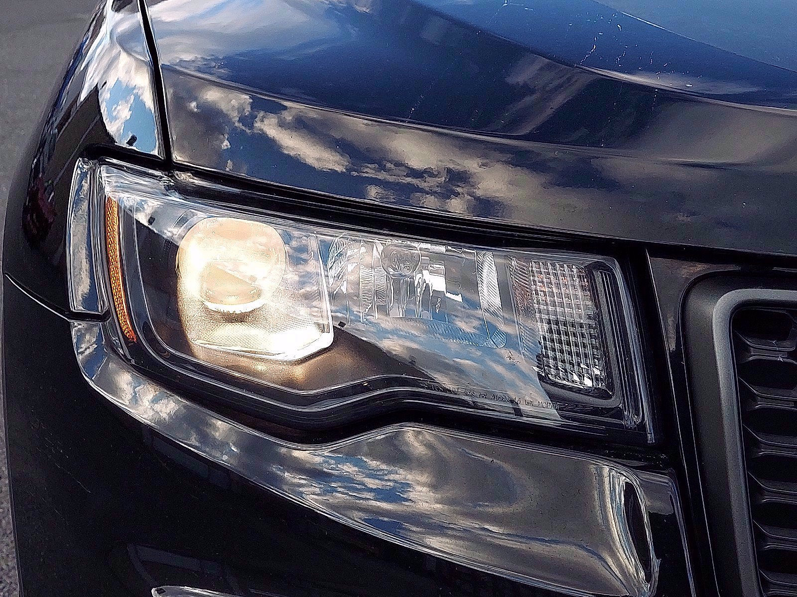 Used 2018 Jeep Grand Cherokee Trailhawk image 9