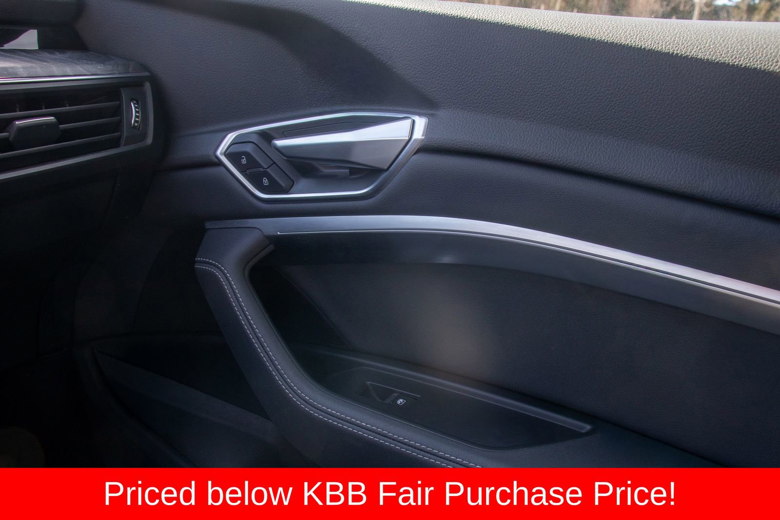 Used 2021 Audi e-tron Premium image 20