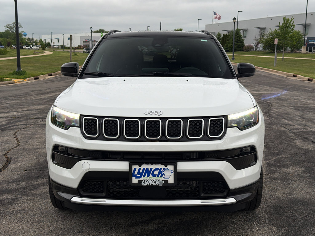 Used 2024 Jeep Compass Limited w/ Elite Group AWD/4WD image 7