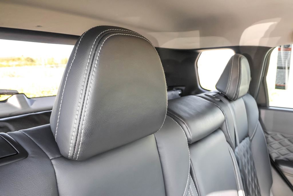 Used 2022 Mitsubishi Outlander SEL image 31