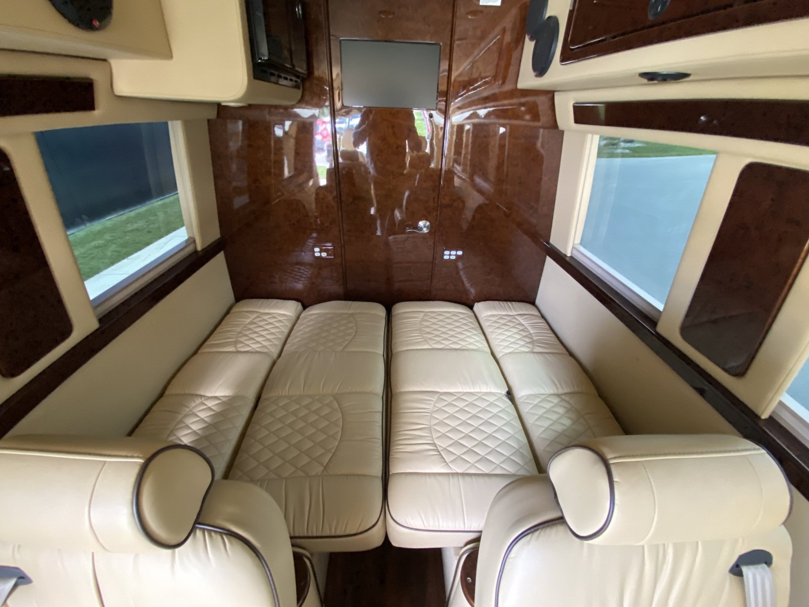 Used 2015 Mercedes-Benz Sprinter 3500 image 20