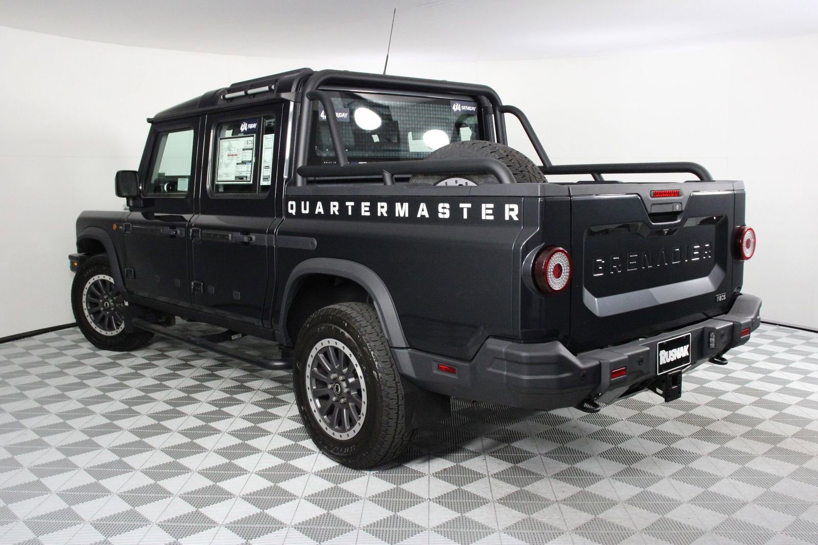 Used 2024 INEOS Grenadier Fieldmaster Edition image 4