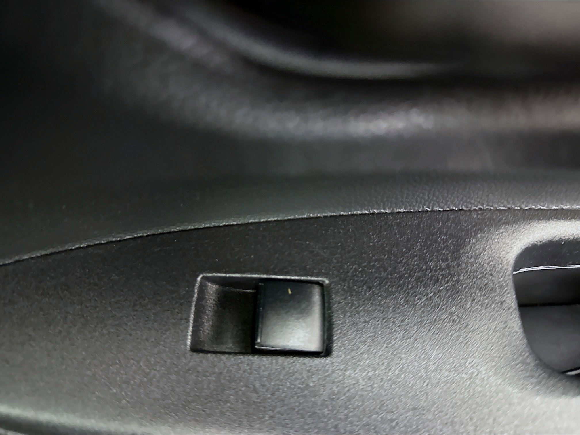 Used 2023 Toyota Corolla LE FWD image 30