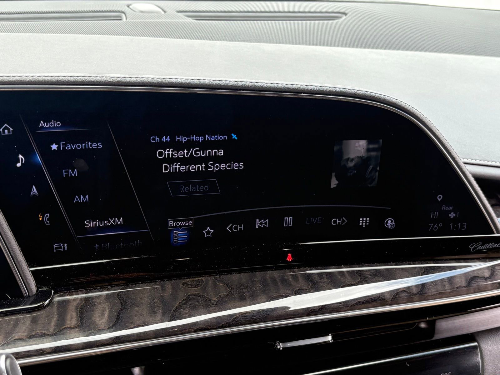 Used 2022 Cadillac Escalade Premium Luxury image 26