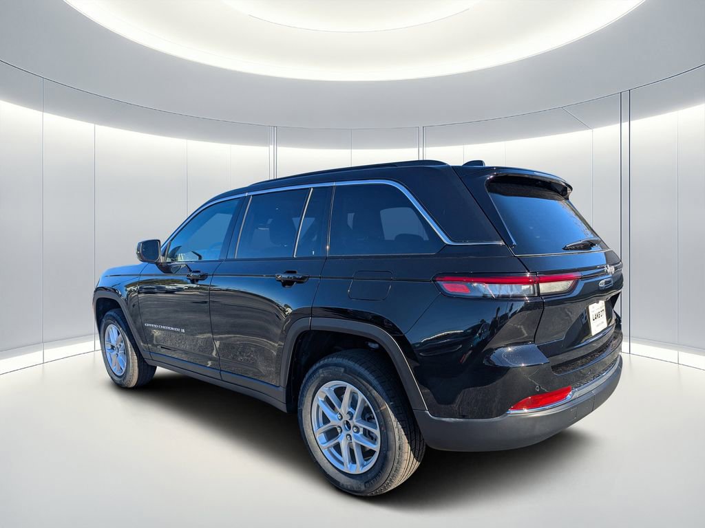 New 2025 Jeep Grand Cherokee Laredo X w/ Trailer Tow Package image 6