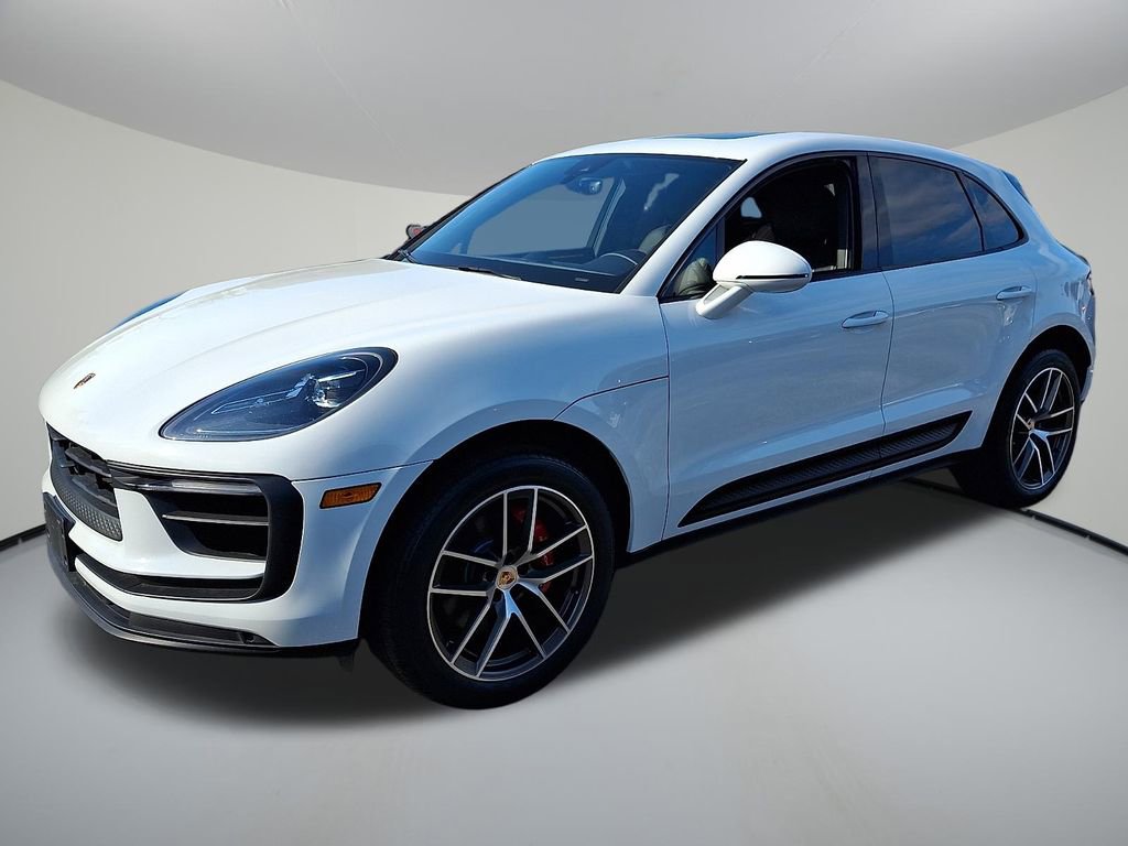 Used 2023 Porsche Macan S image 3