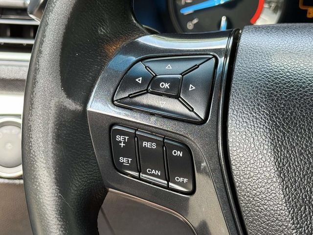 Used 2017 Ford Explorer XLT AWD/4WD image 19