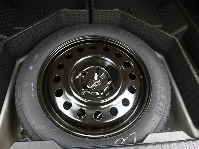 Used 2017 Ford Edge SEL image 14