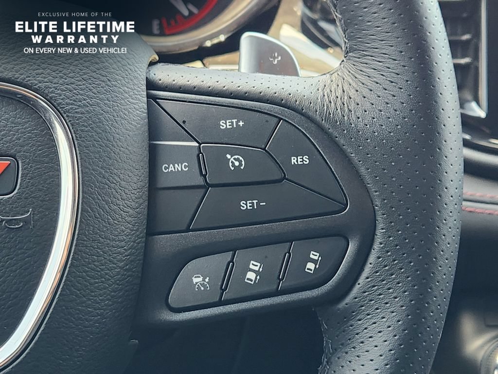 Used 2022 Dodge Durango R/T RWD image 25