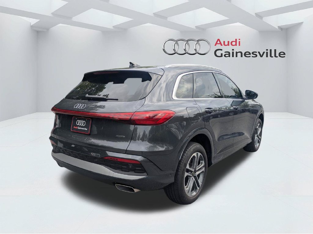 Used 2025 Audi Q5 Premium w/ Convenience Package AWD/4WD image 5