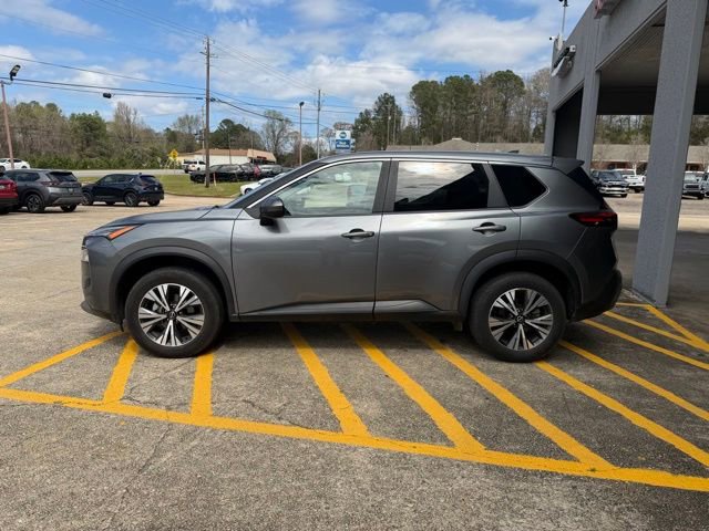 Used 2023 Nissan Rogue SV image 7