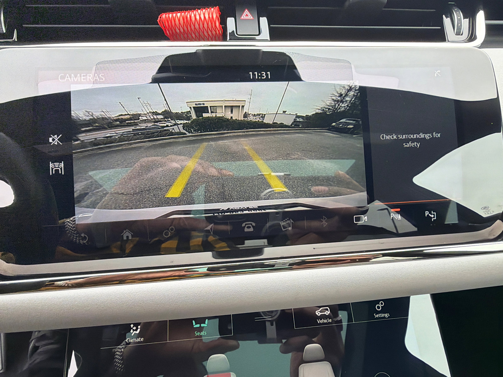 Used 2020 Land Rover Range Rover Evoque First Edition image 29