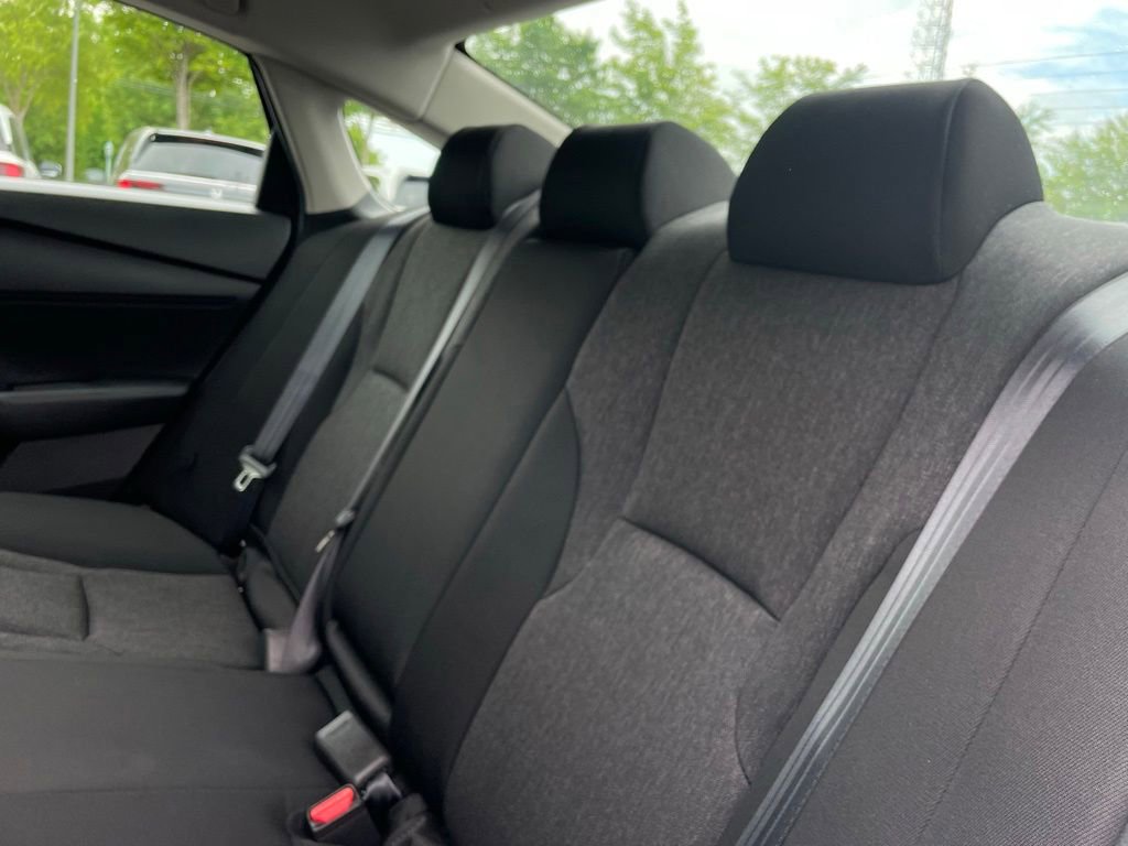 Certified 2025 Honda Accord LX image 40