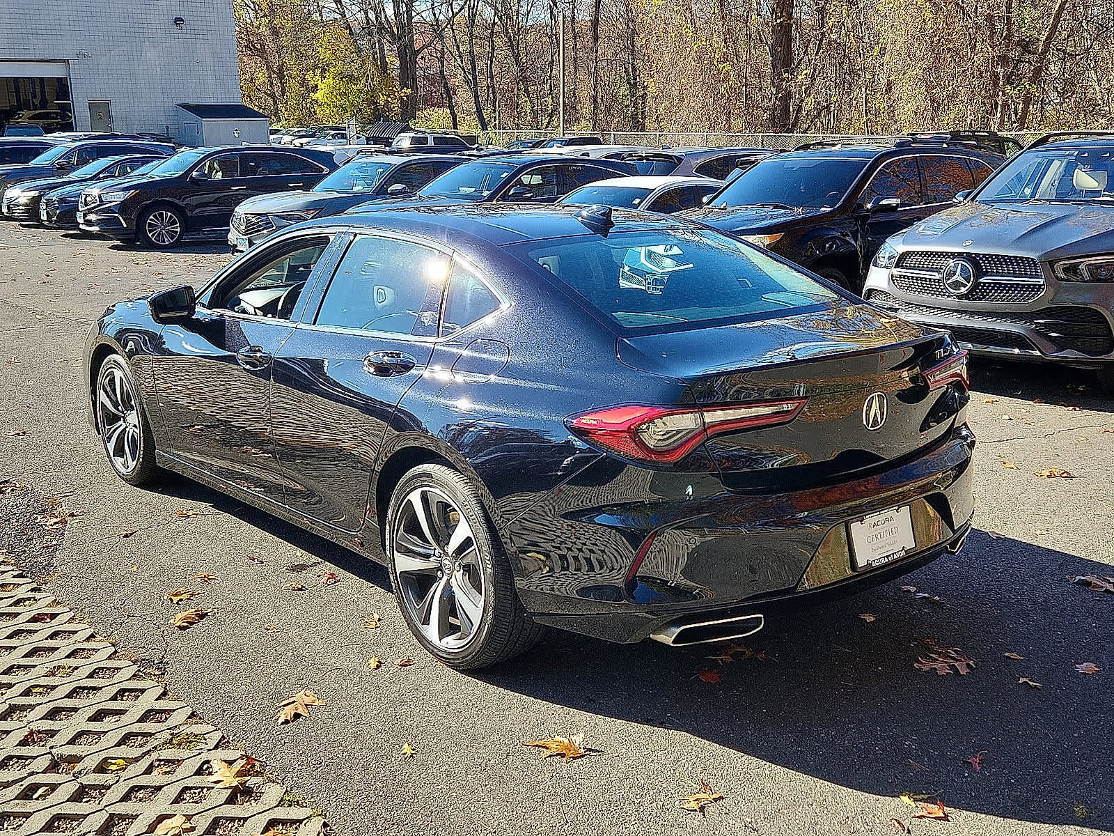 Certified 2025 Acura TLX w/ Technology Package FWD image 7