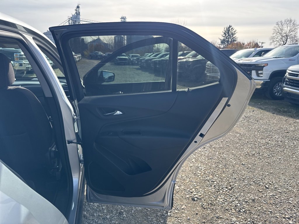 Used 2021 Chevrolet Equinox LT image 23