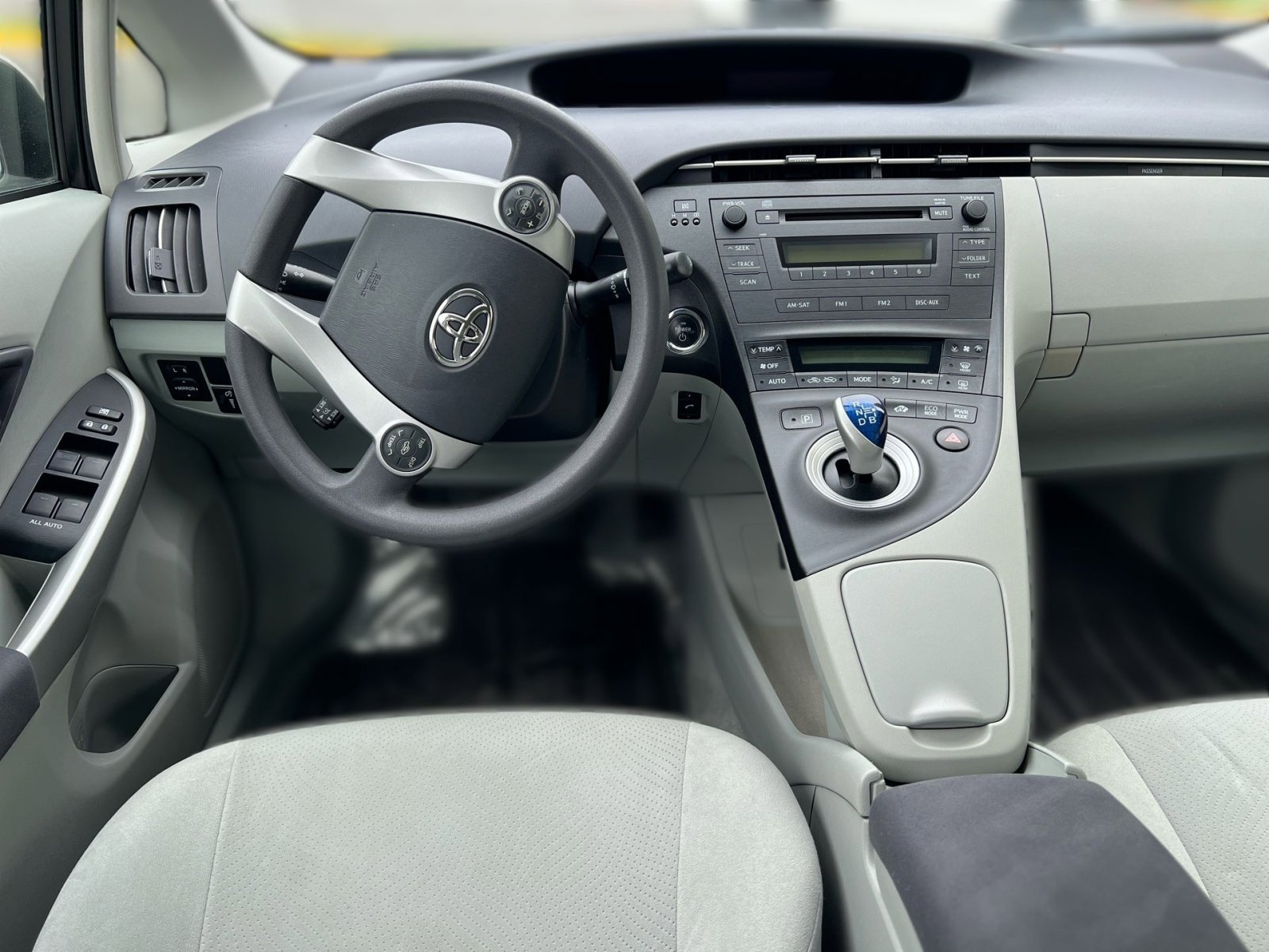 Used 2011 Toyota Prius Two FWD image 18