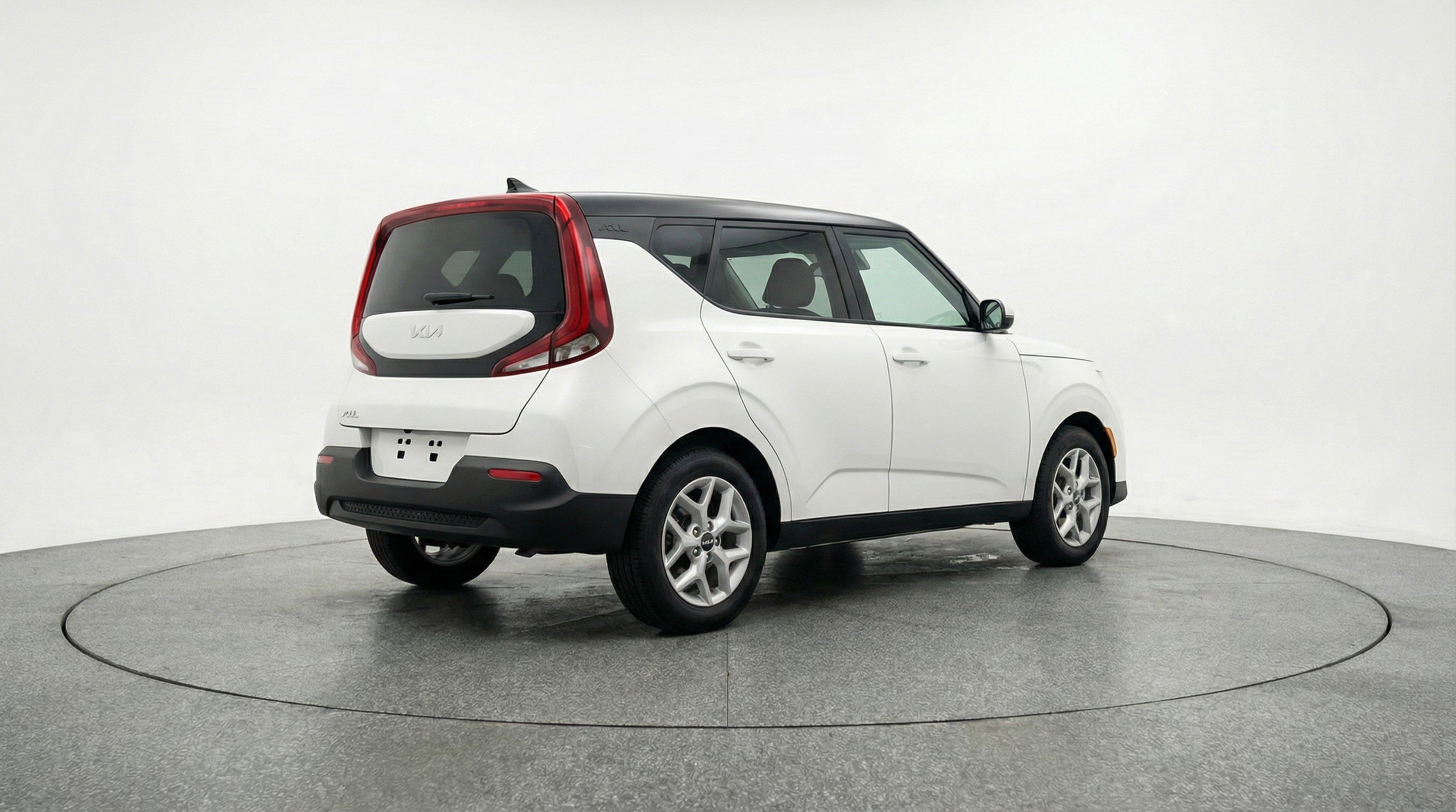 Used 2025 Kia Soul LX w/ LX Technology Package image 9