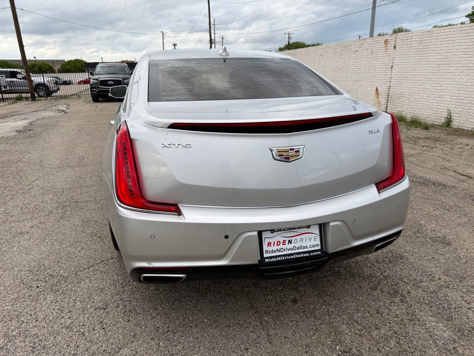 Used 2019 Cadillac XTS Luxury image 5