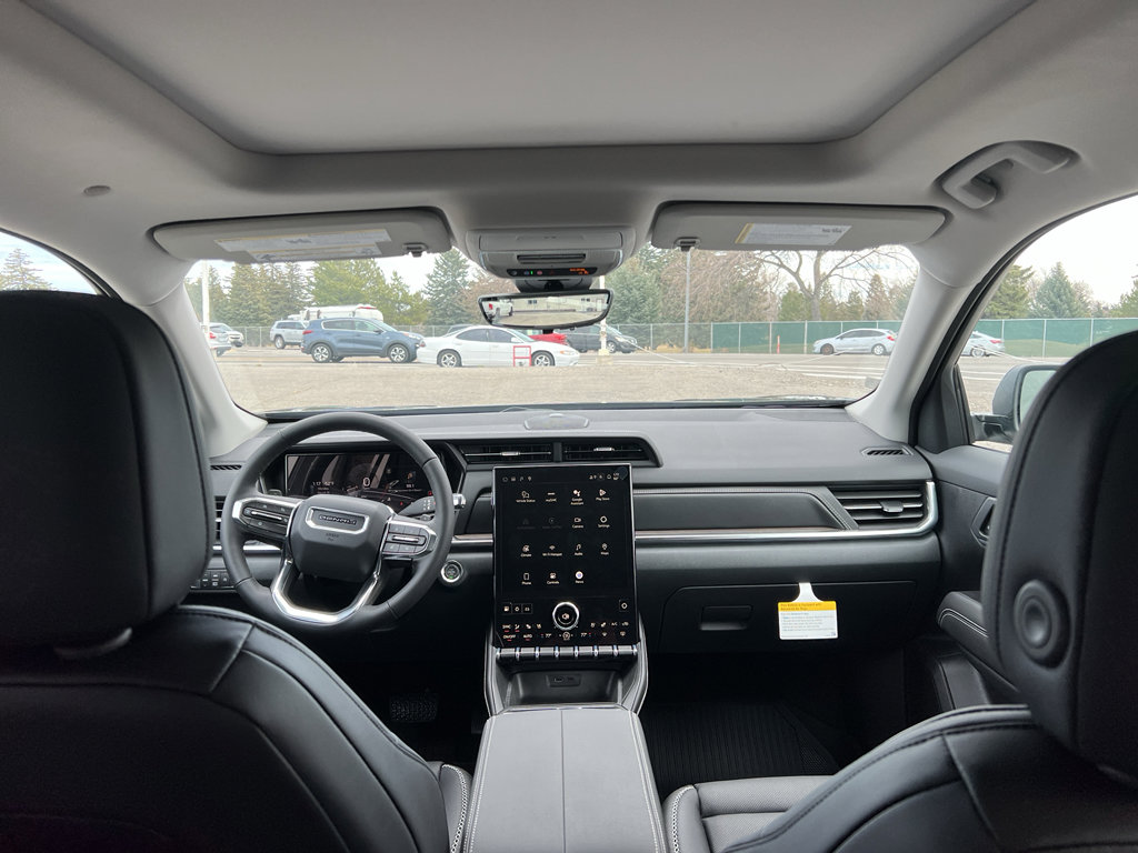 New 2026 GMC Terrain Denali w/ LPO, Black Badging Package image 38