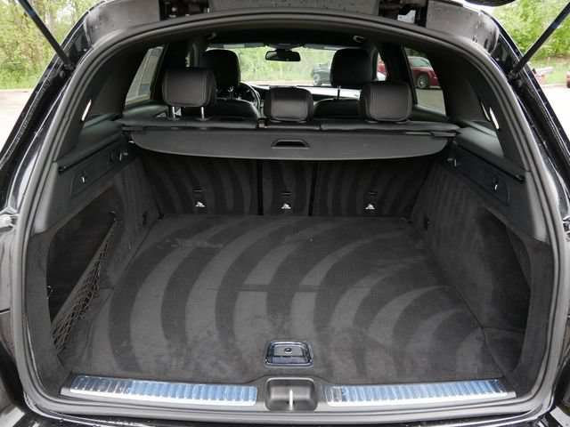 Used 2019 Mercedes-Benz GLC 300 4MATIC image 11