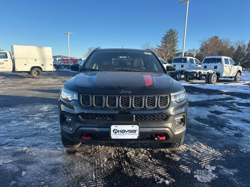 New 2026 Jeep Compass Trailhawk w/ Sun, Sound & Navigation Group image 2