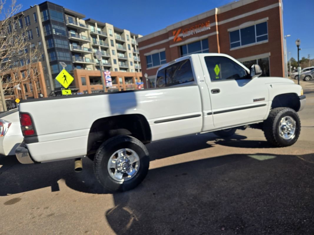 Used 1998 Dodge Ram 2500 Truck ST image 12