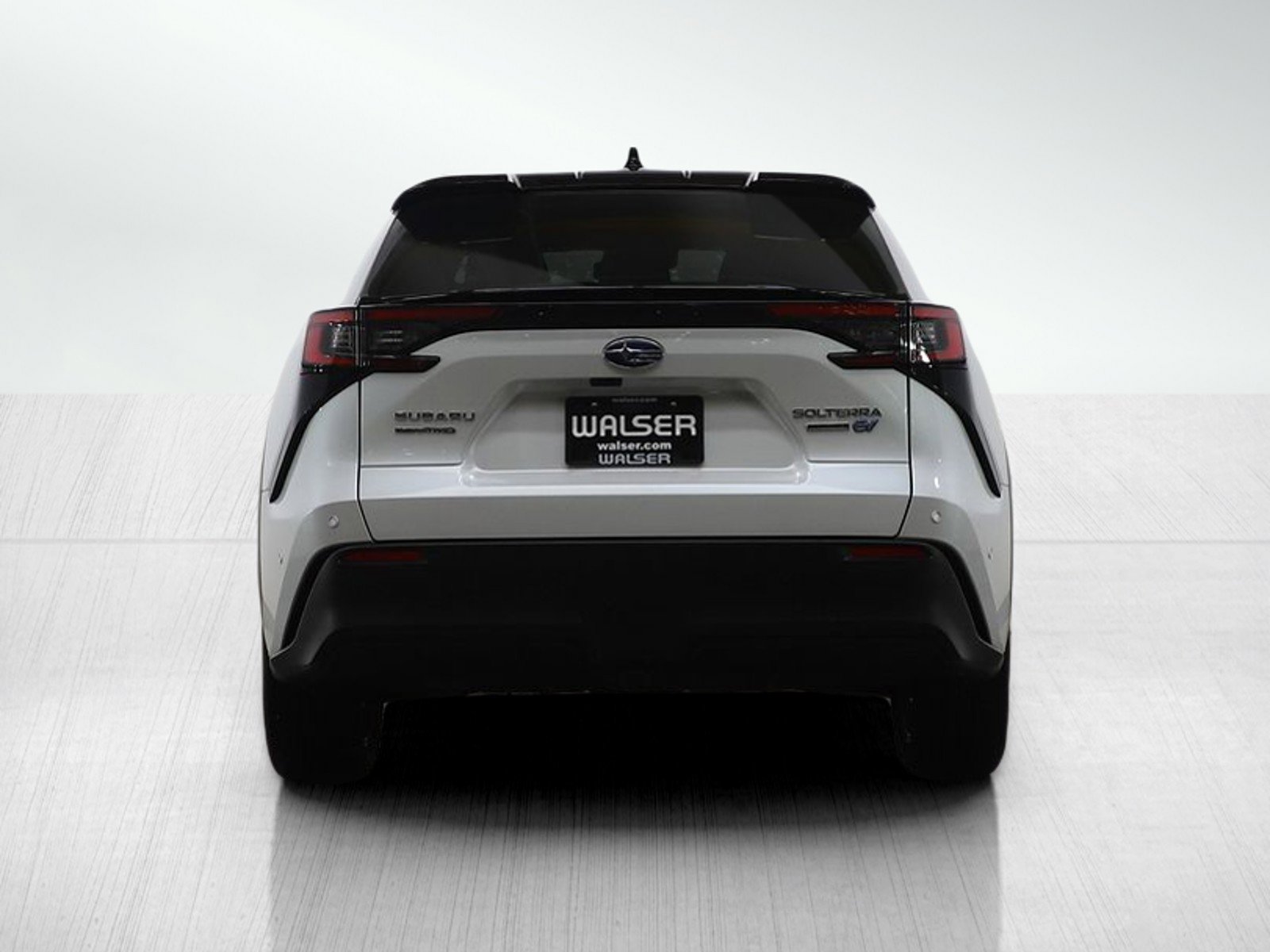 Used 2024 Subaru Solterra Touring w/ Touring Package image 4