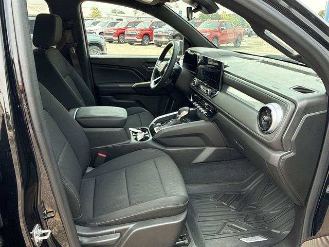 Certified 2024 Chevrolet Colorado LT w/ LT Convenience Package AWD/4WD image 18