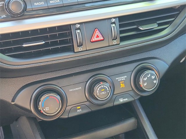 Used 2020 Kia Forte LXS image 25