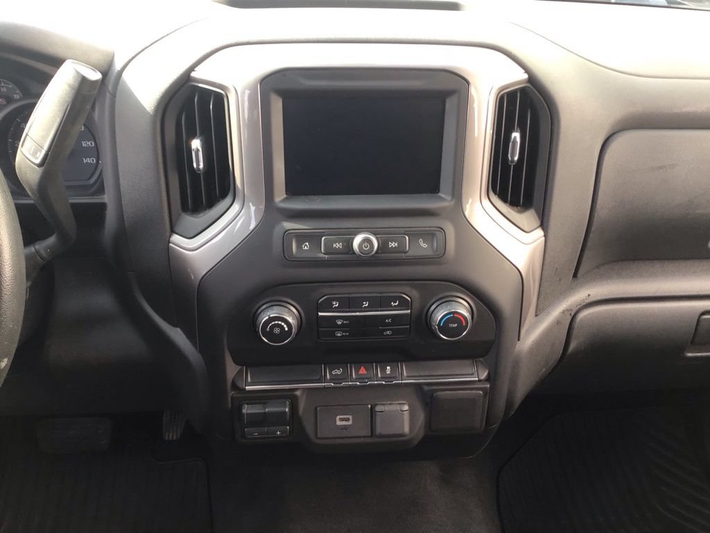 Used 2020 Chevrolet Silverado 1500 Custom w/ Custom Value Package AWD/4WD image 19
