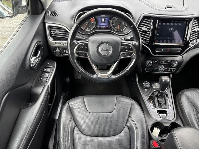 Used 2020 Jeep Cherokee Limited image 18